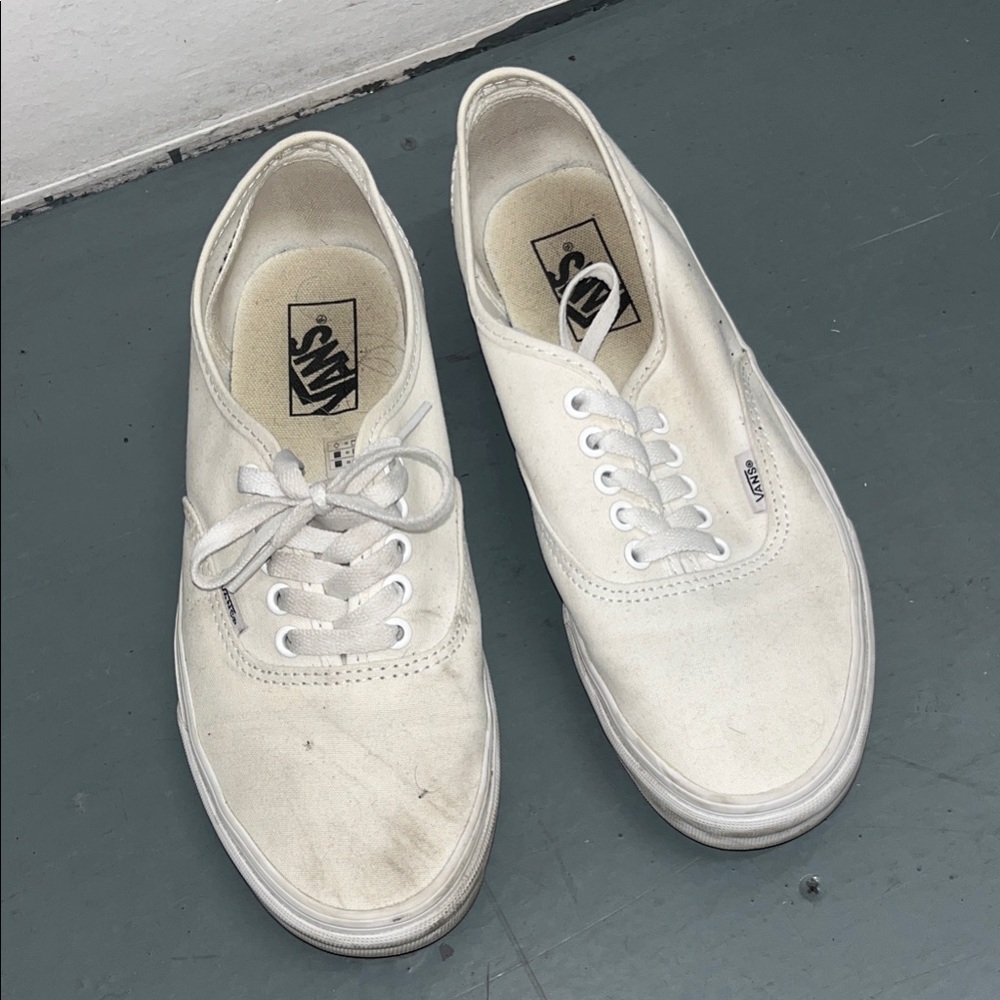 Vans Men's Off-White Canvas Sneakers